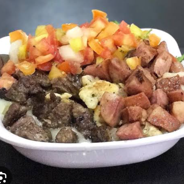 PIRÃO DE AIPIM — M
Aproximadamente 500g
Calabresa
Carne do sol
Frango
Salada vinagrete
Batata palha