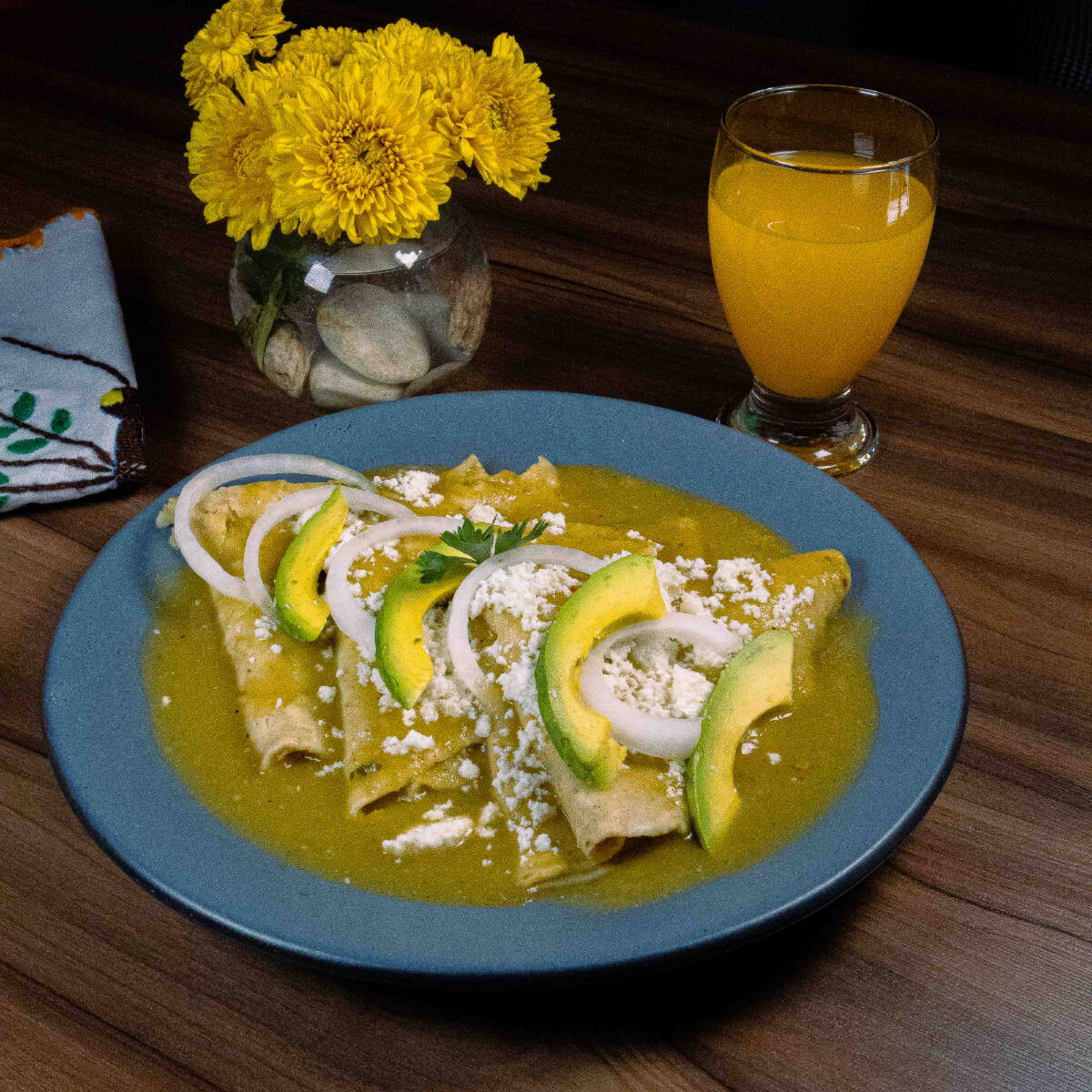 Enchiladas Verdes con Huevo