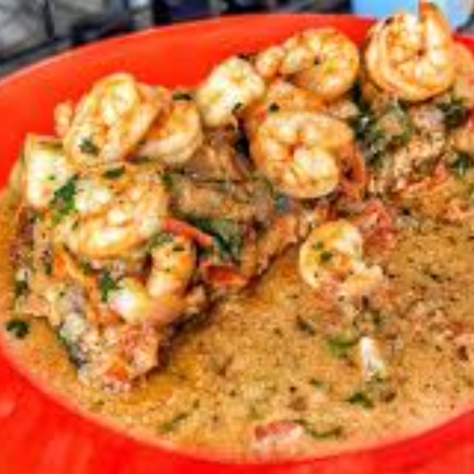 Bocachico En Salsa De Camarones