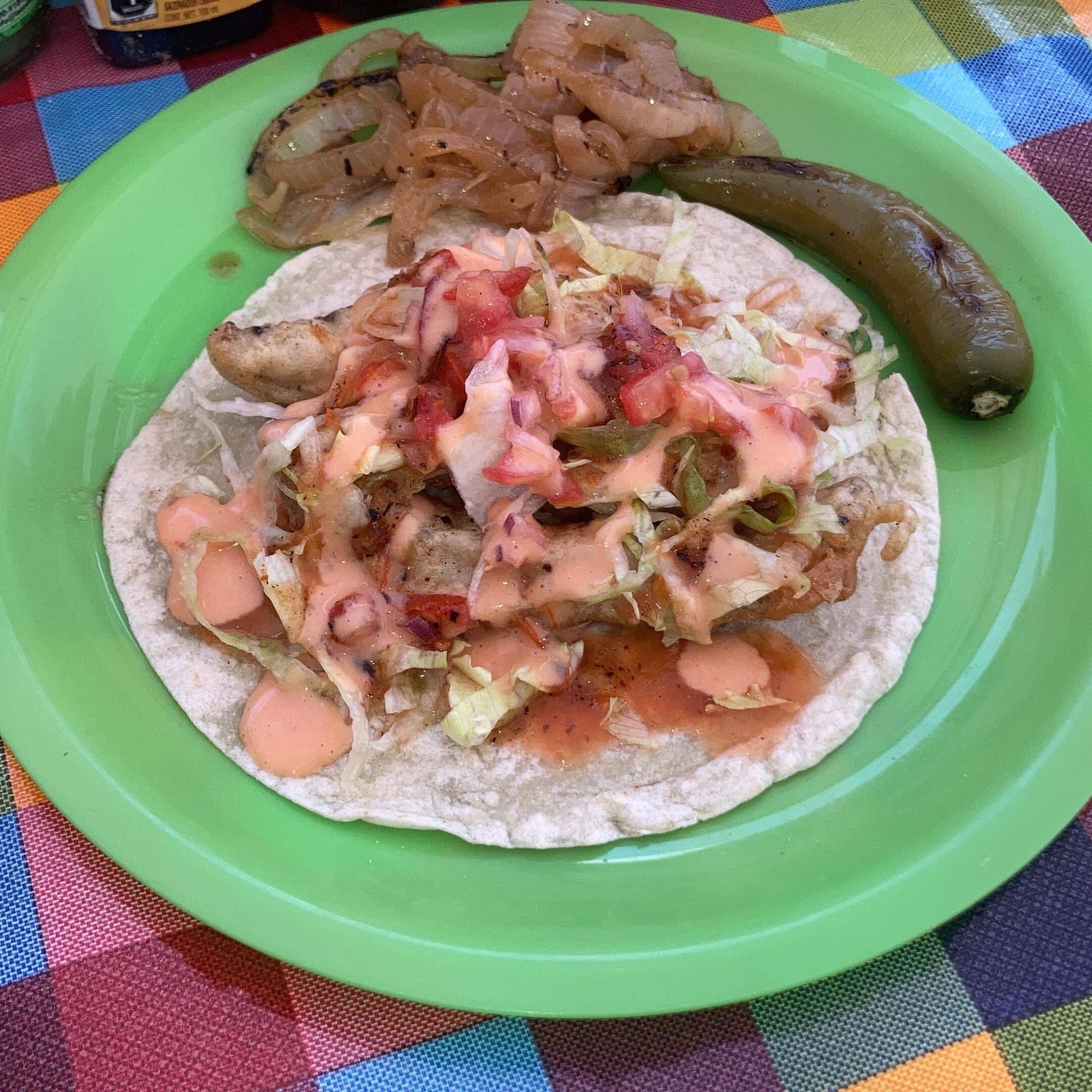 TACO DE PESCADO CAPEADO