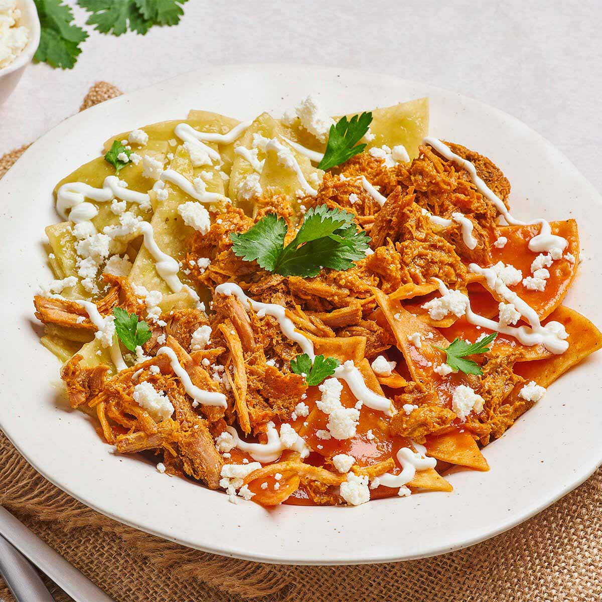 Chilaquiles Rellenos + Bebida Del Dia