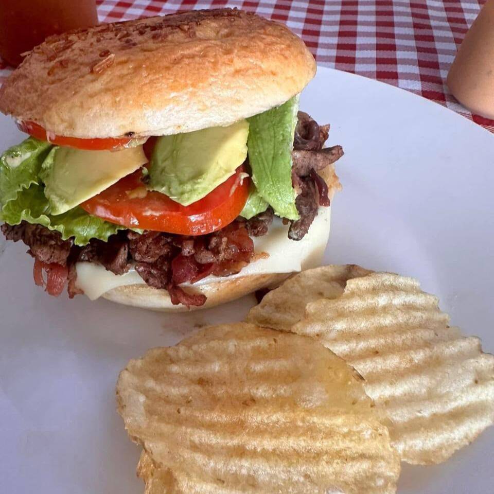 Bagel Carnívoro