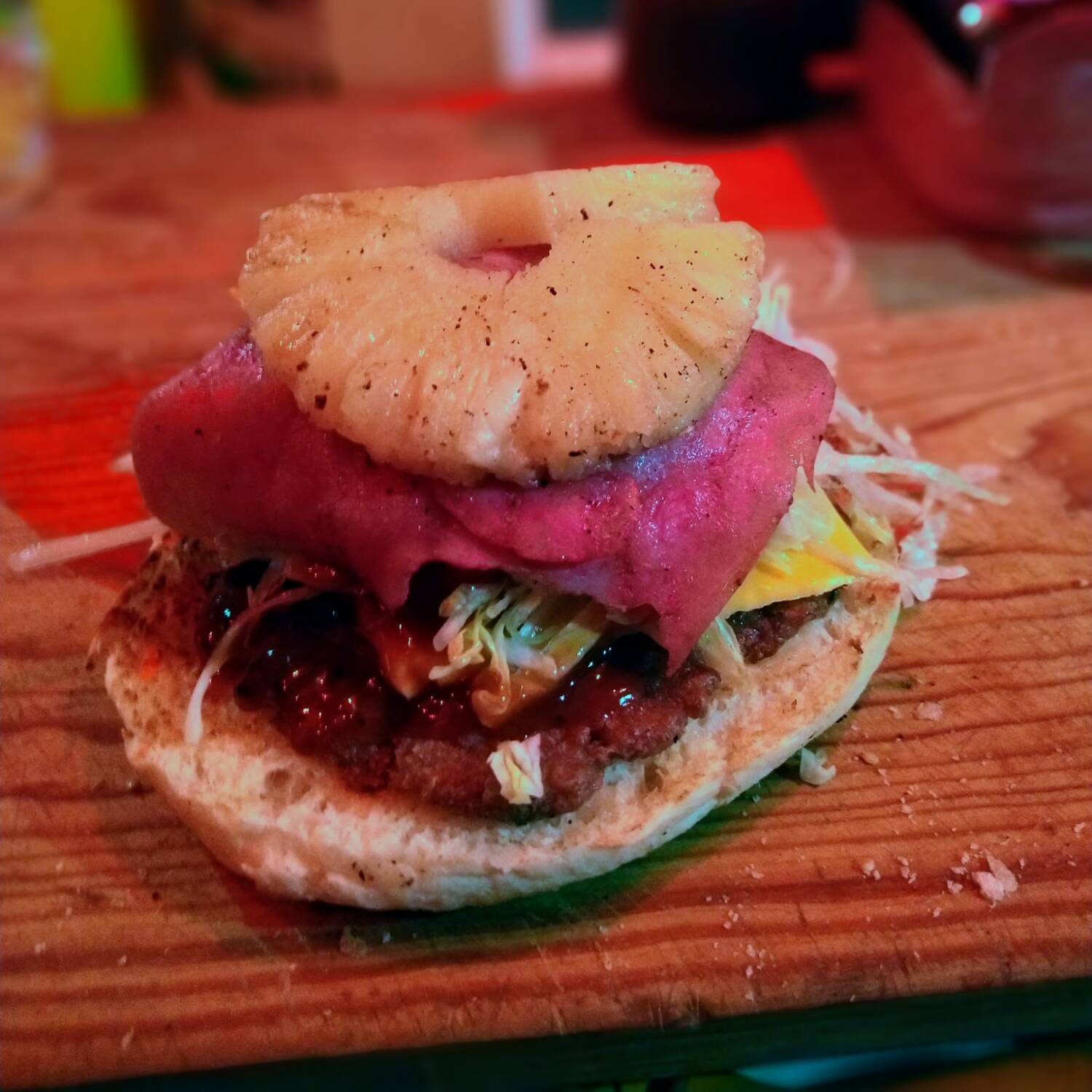 Hamburguesa Con Piña