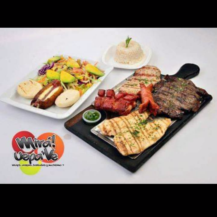 PARRILLA MIXTA 2 Pnas + Jugo del Dia + OBS Postre