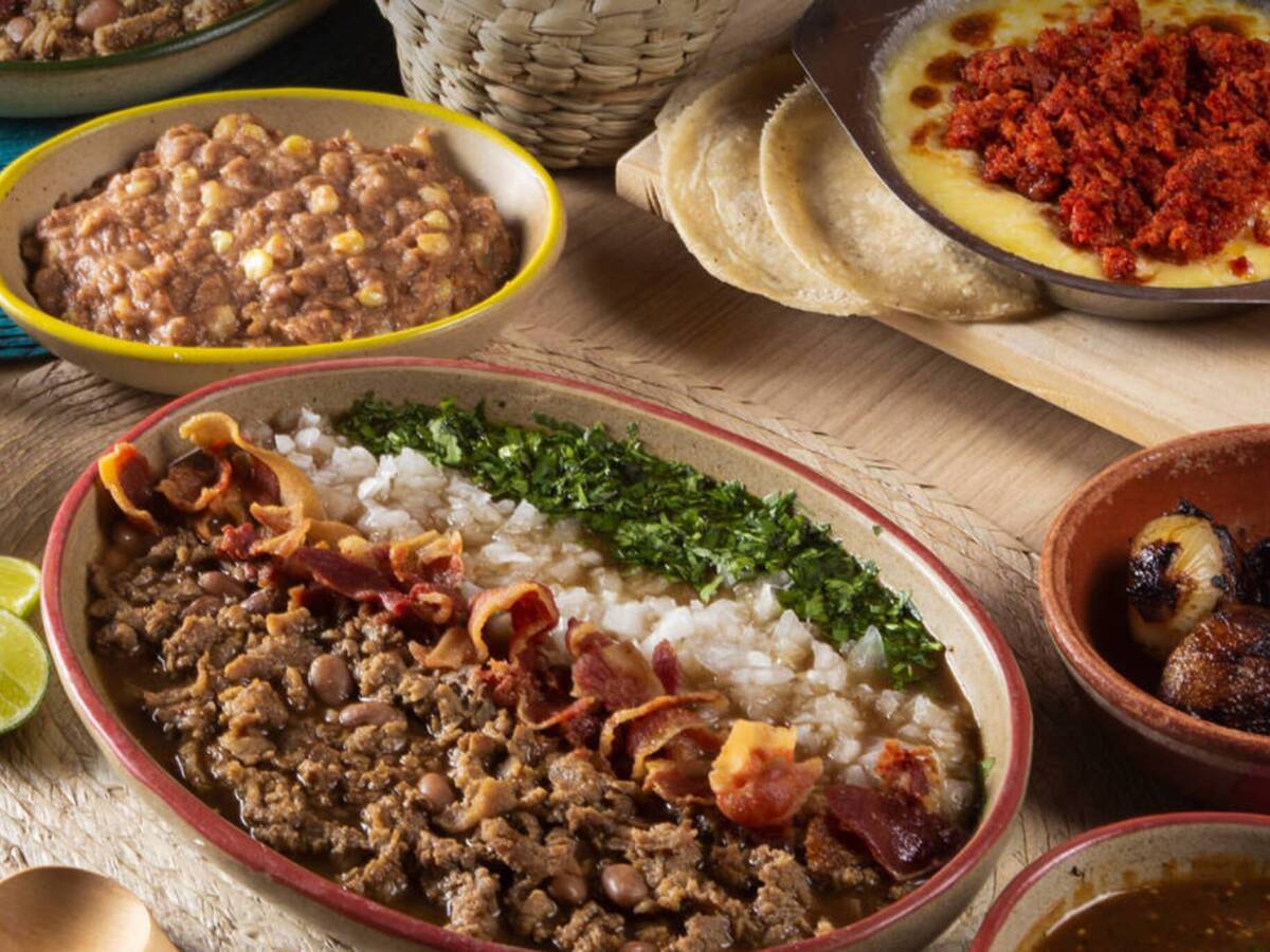LAS ORIGINALES CARNES EN SU JUGO TLAQUEPAQUE