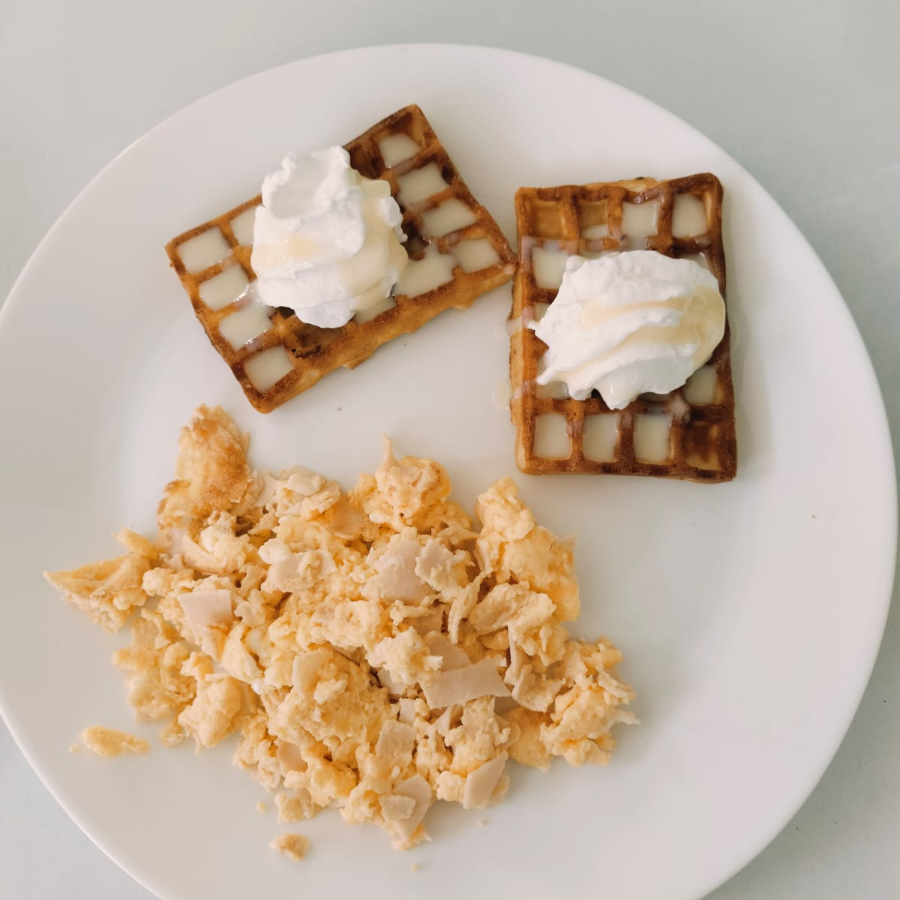 Waffles con Huevo