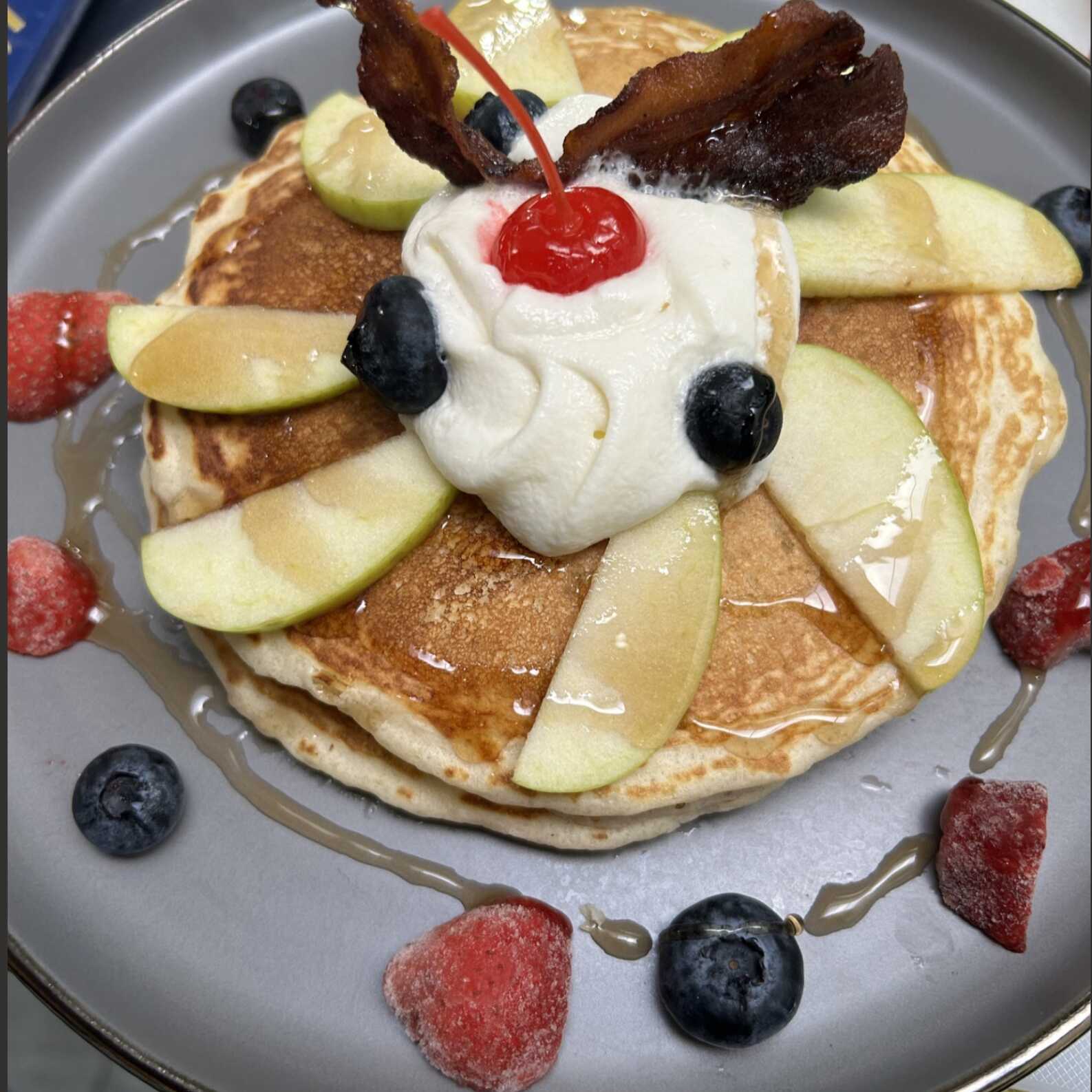 HOT CAKES