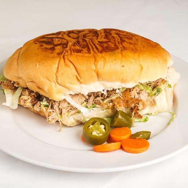2 Tortas de Pierna de Puerco