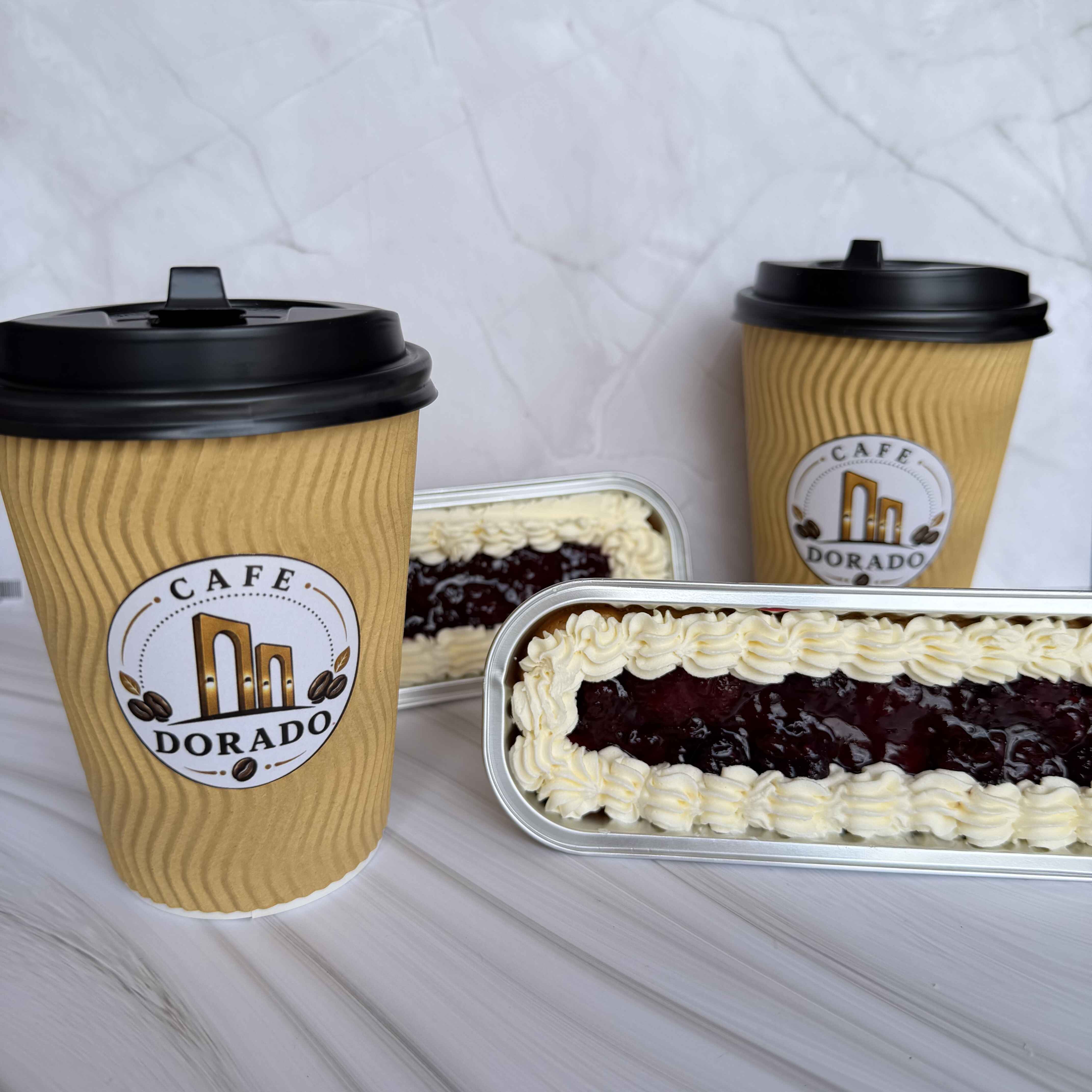 COMBO PAREJA 2 Americanos 12 Oz Y 2 Cheesecake