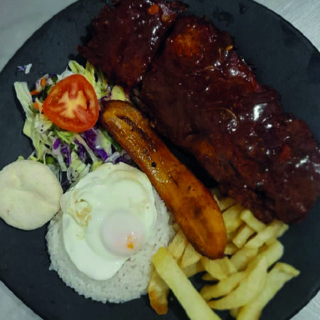 Almuerzo Costilla