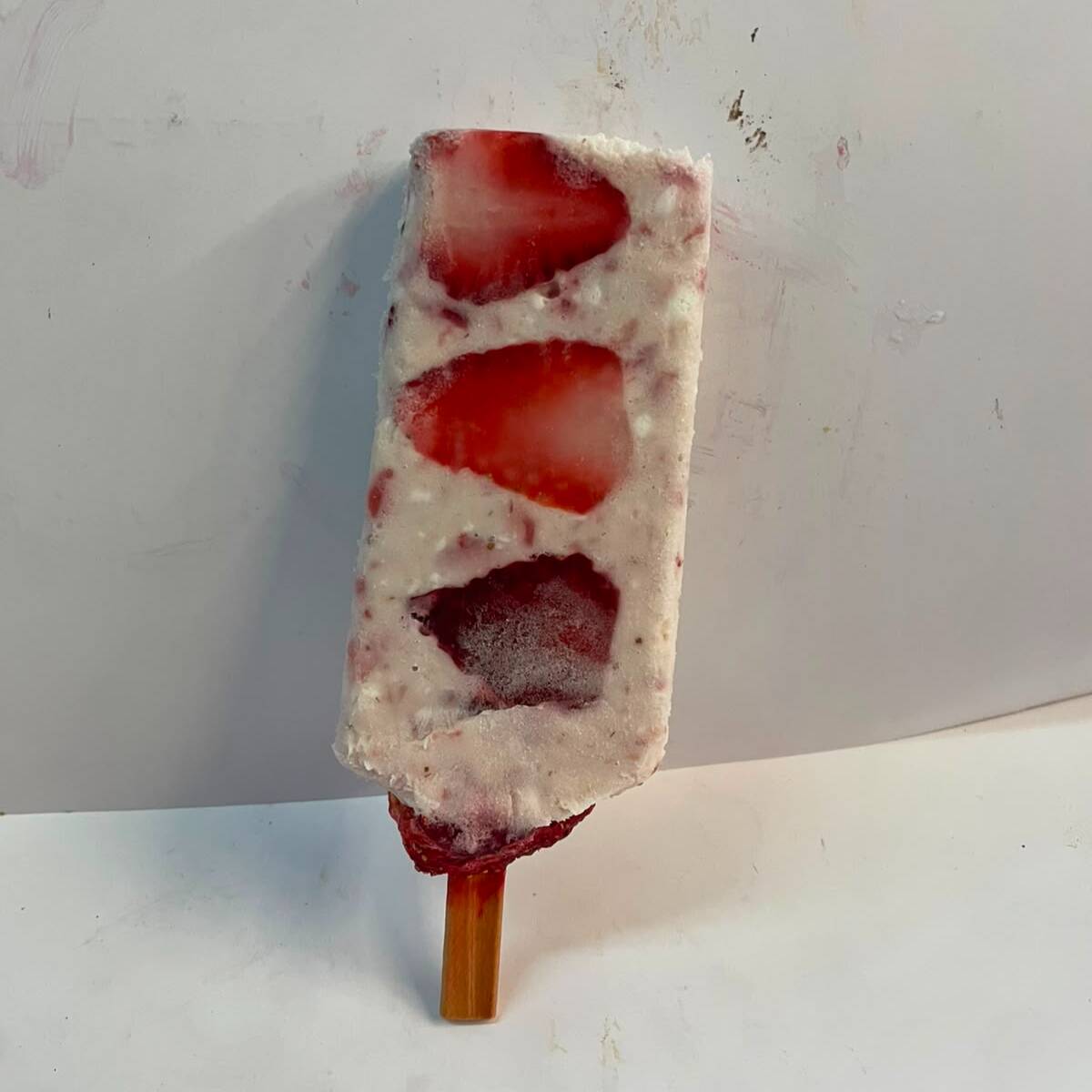 CHANTILLY CON FRESA