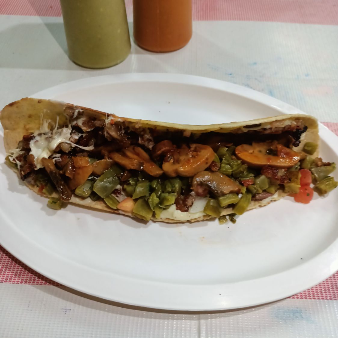 Quesadilla de 3 Guisados