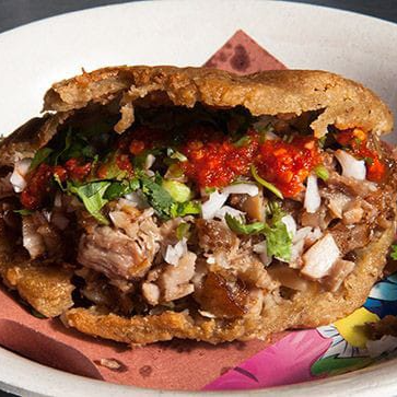 Gordita con Carne