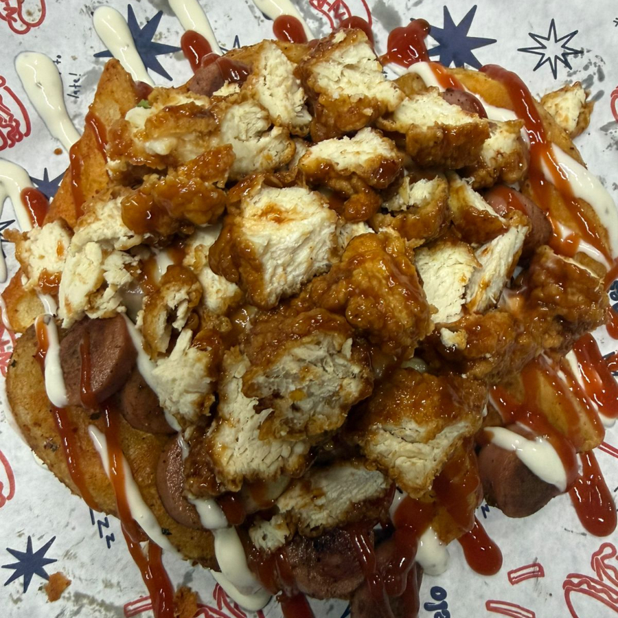 Salchipapas con Bonneles