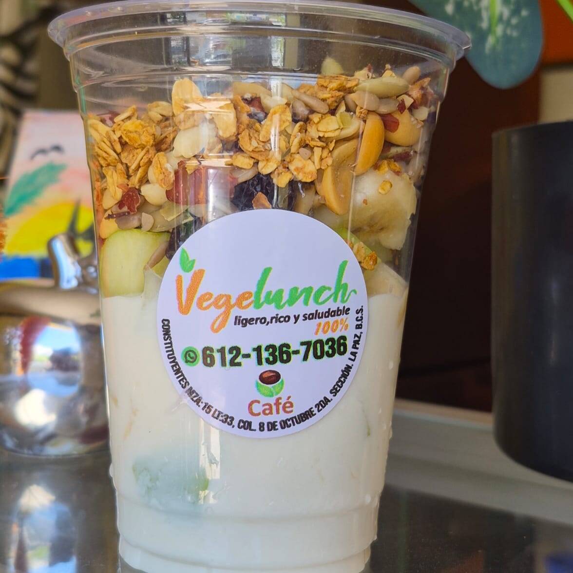 Yogurt con Fruta