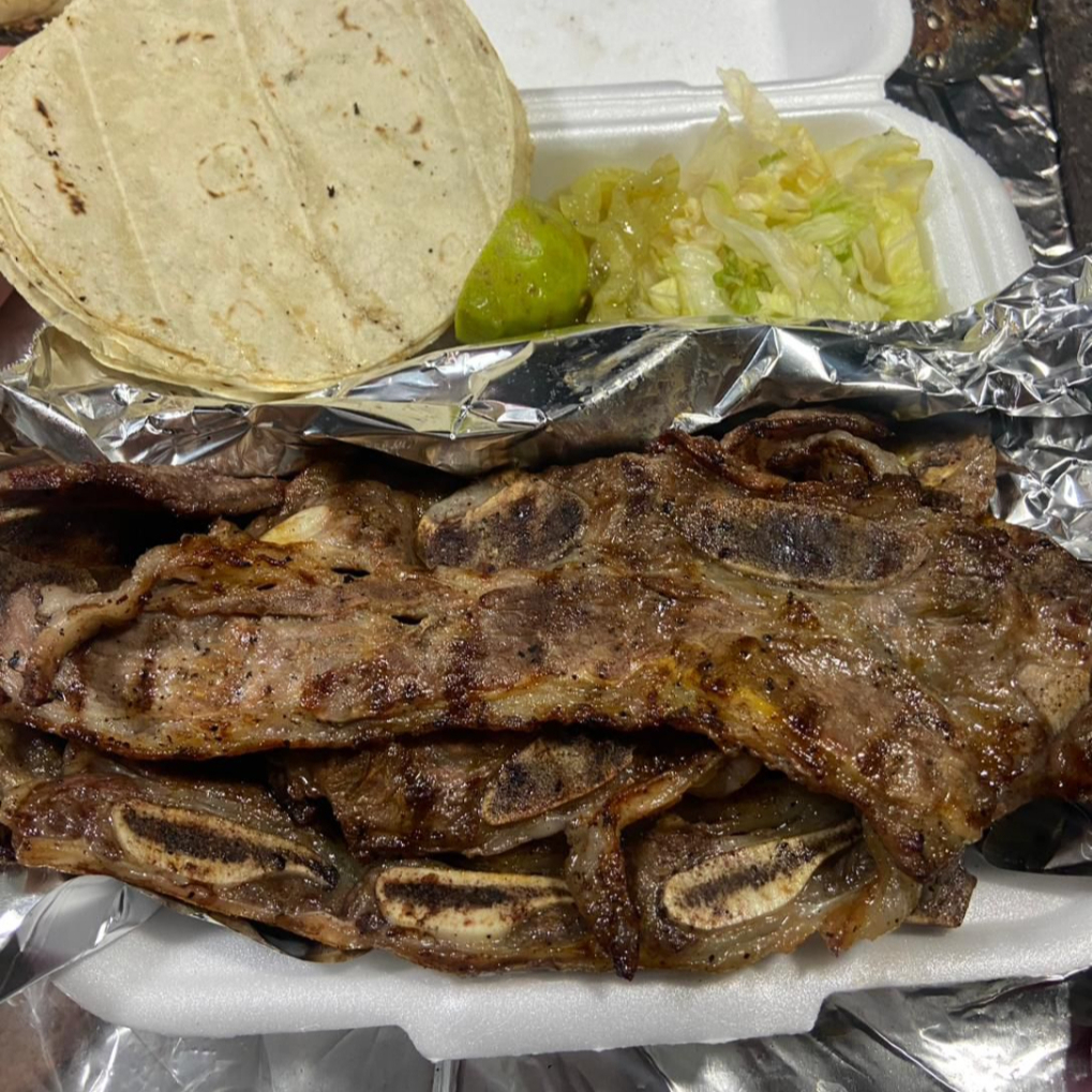 media orden de costilla asada