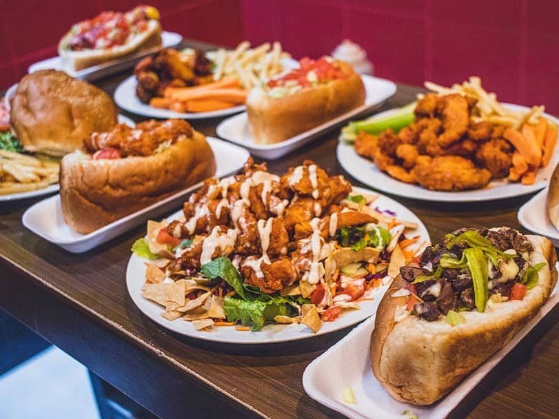 Hot Dogs El Compadre Sucursal Jardines