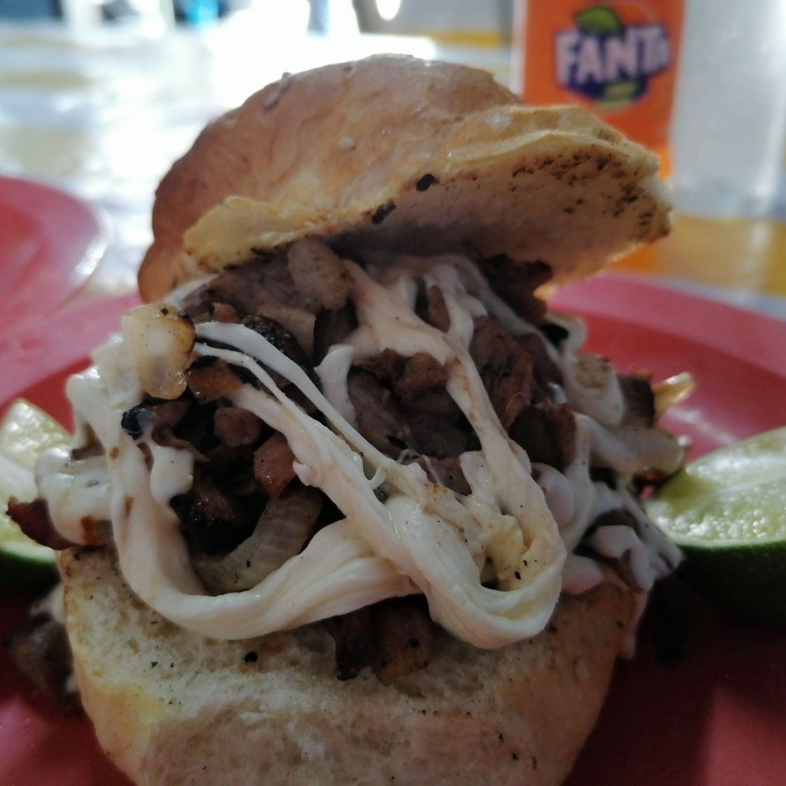 Cemita Árabe con Queso.