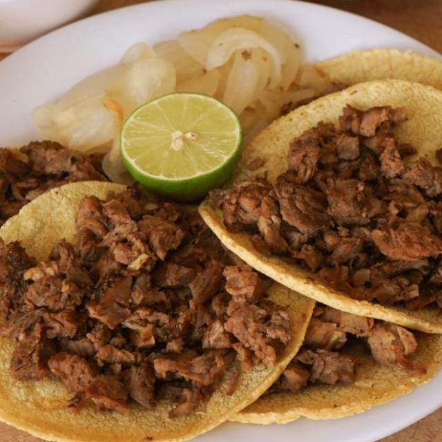 Orden de Tacos de Carne Asada