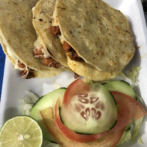 Quesadilla pastor o bistec maíz