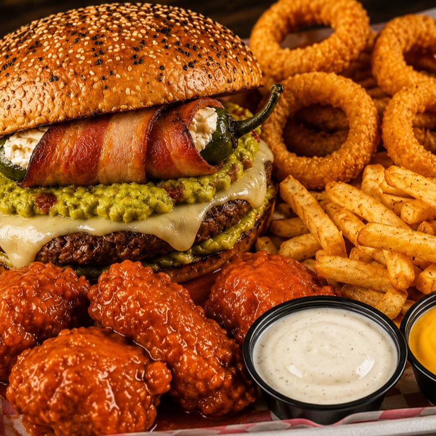 jalapeño burguer + boneless