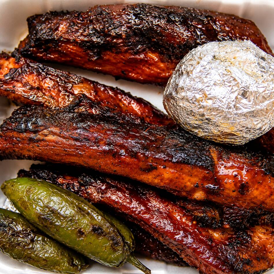 1/2 ORDEN DE COSTILLA BBQ