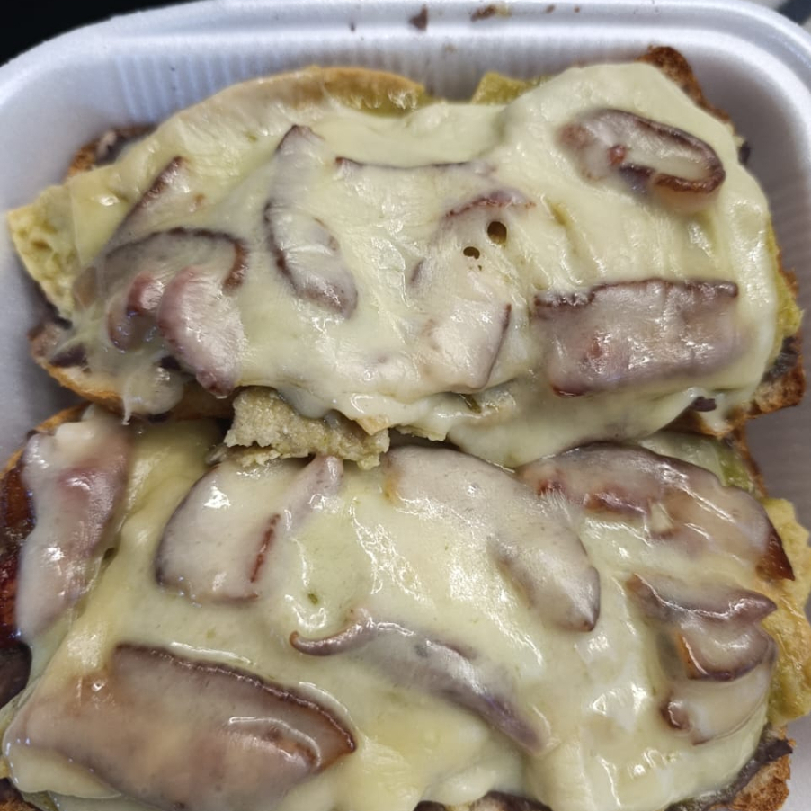 Molletes Tradicionales & Café