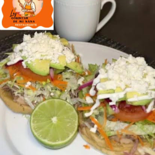 3 Gorditas de pollo