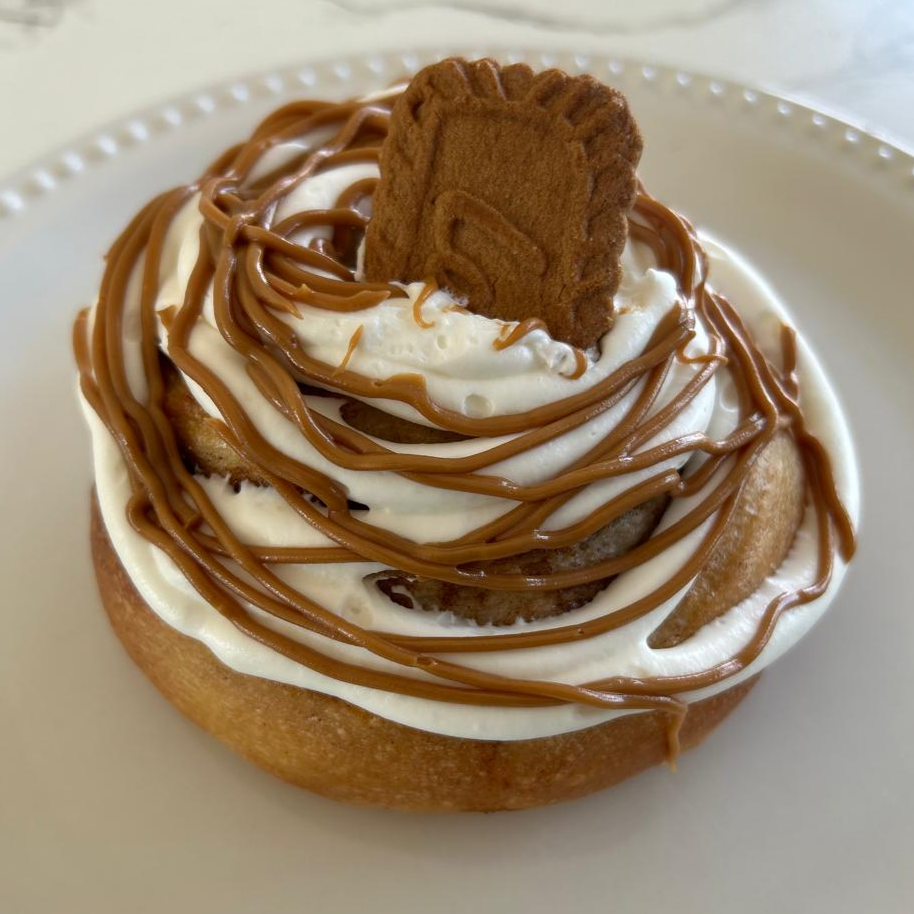 Rol Lotus Biscoff y Queso Crema