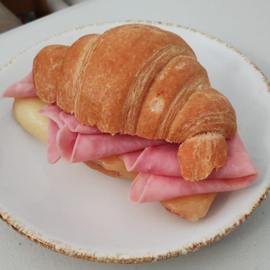 Croissant Jamón