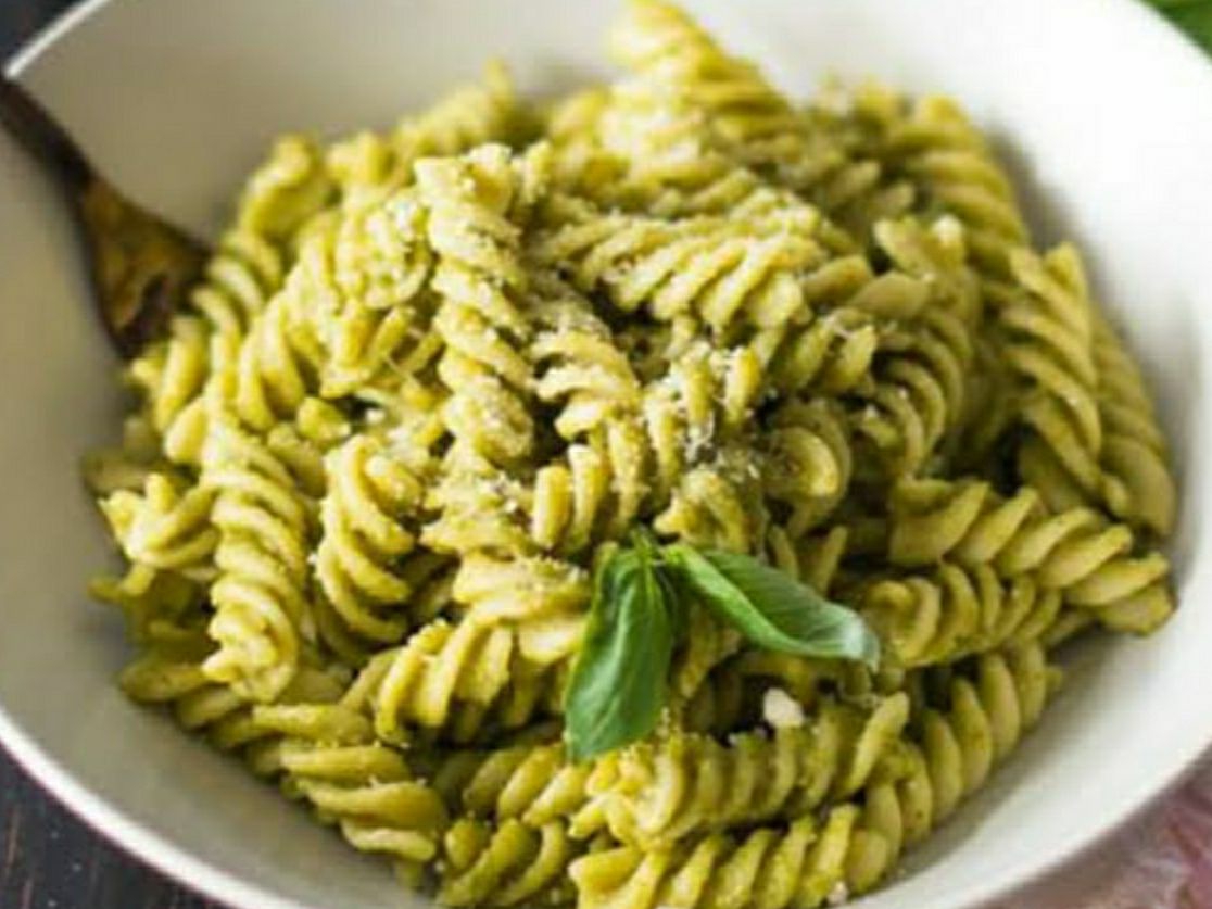 Pasta pesto