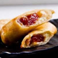 Massa Fina Crocante Com Queijo E Goiabada