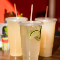 Combo Tostadas y Agua del Dia