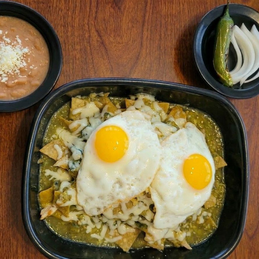 Chilaquiles con Huevo
