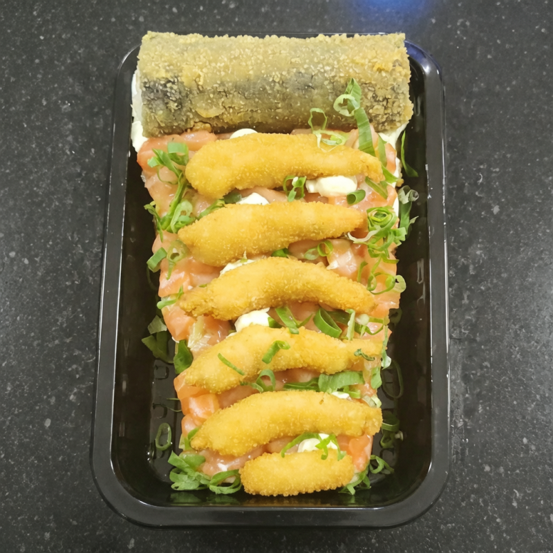 Alga marinha empanda arroz japones creme chese camarao empanado
