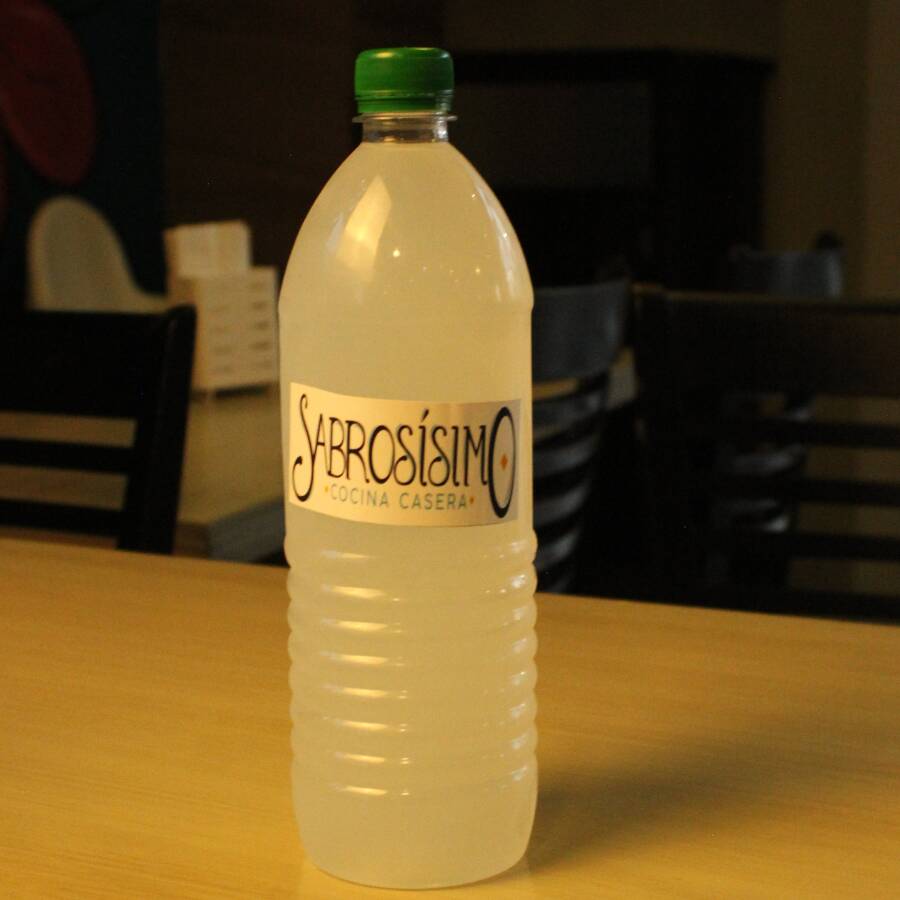 Agua de Limón