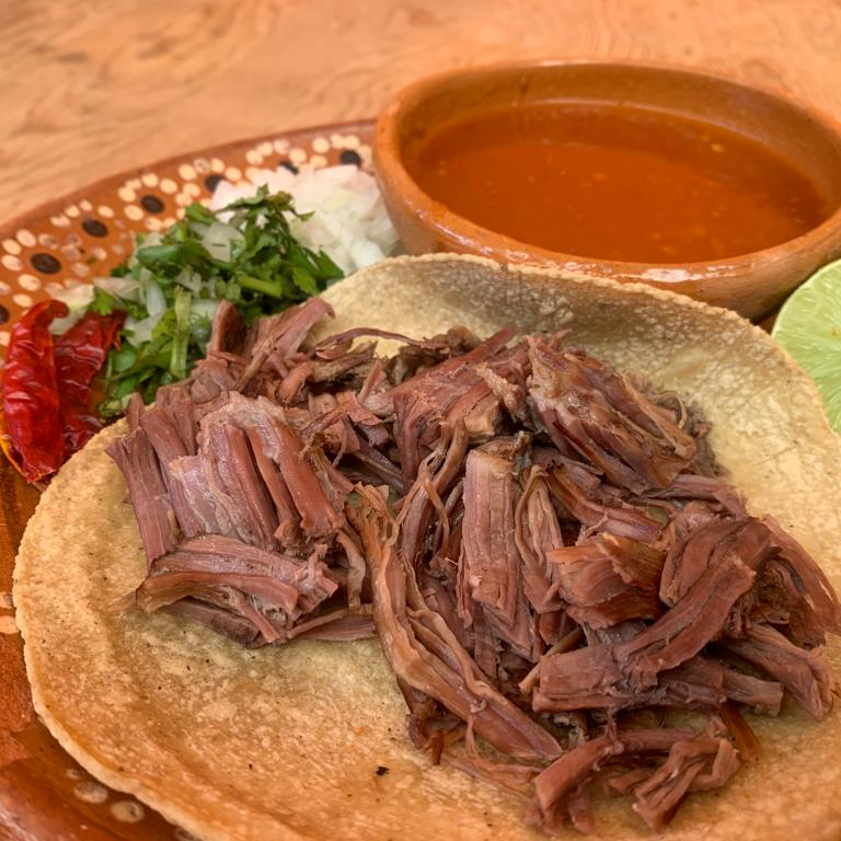 Taco de Birria de Res Surtida