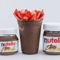 Açaí cremoso, nutella e morango