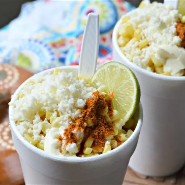 Elote con Queso y Crema