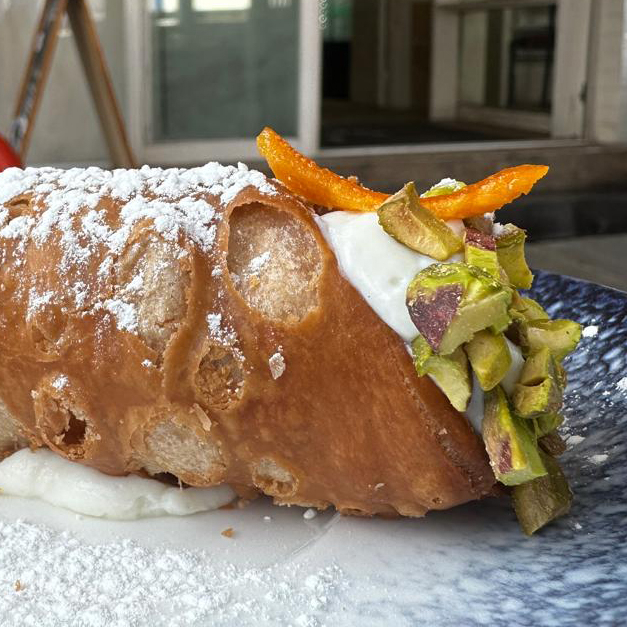 Cannoli pistache