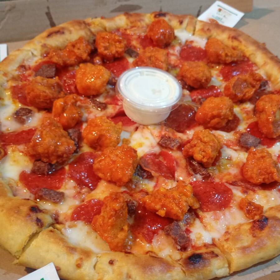Pizza de 3 Ingredientes a Elegir con Boneles