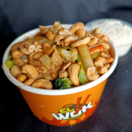Pollo con semilla de marañón
