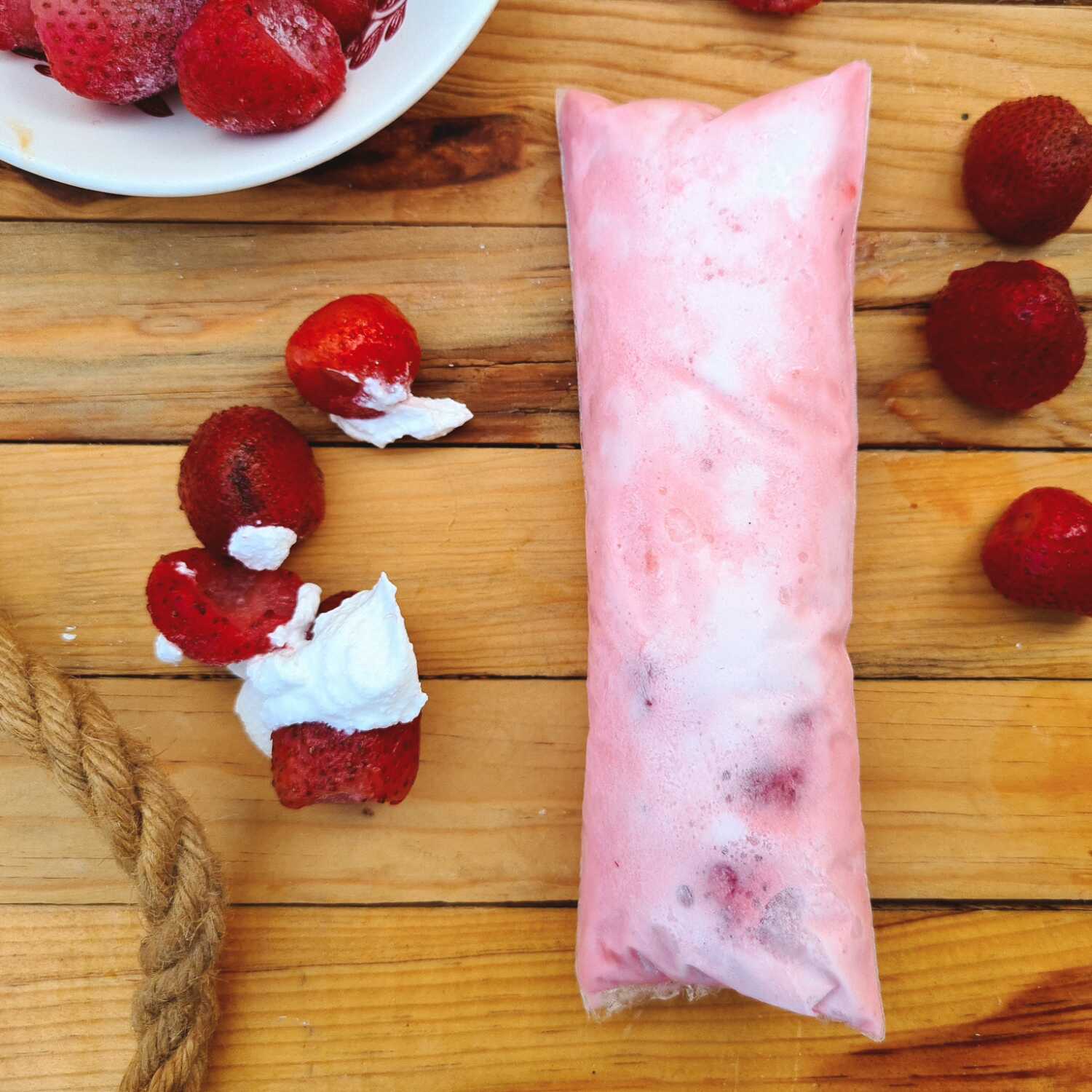 Boli de Fresa Cremosa
