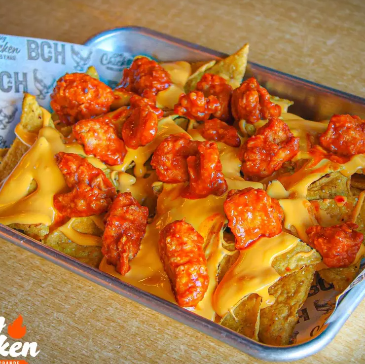 NACHOS BONELESS