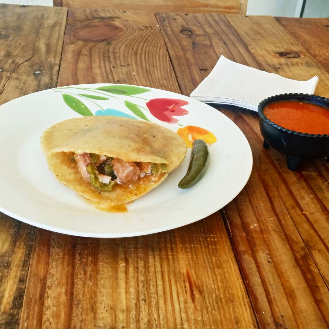 Combo 4 Gorditas + 2 Aguas de Jamaica