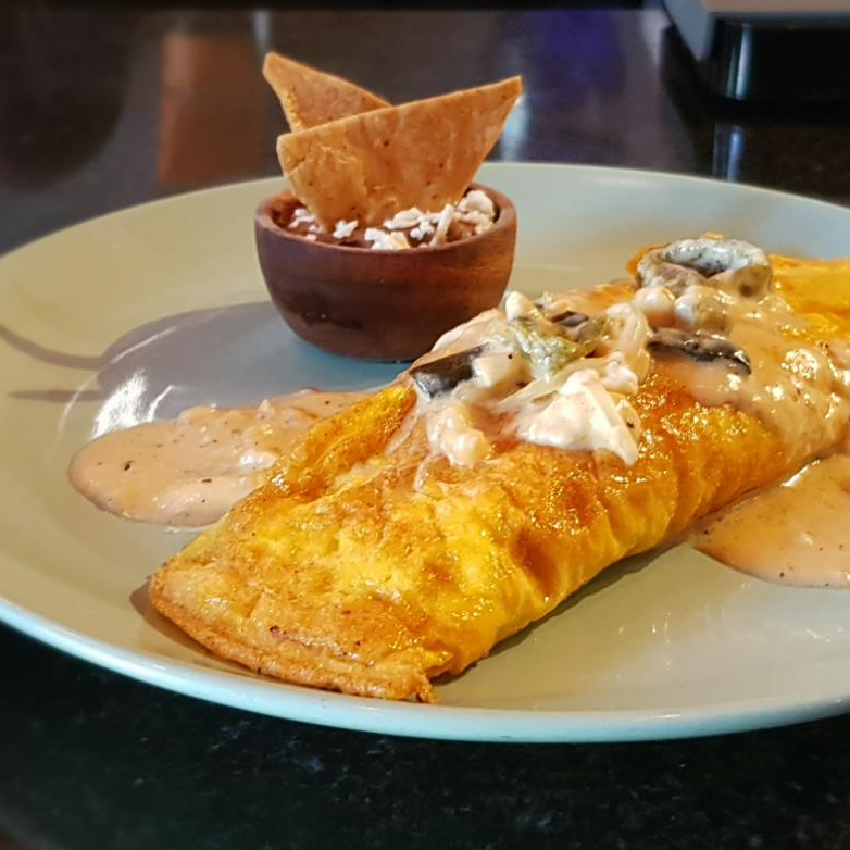 Omelette Relleno de Rajas Poblanas
