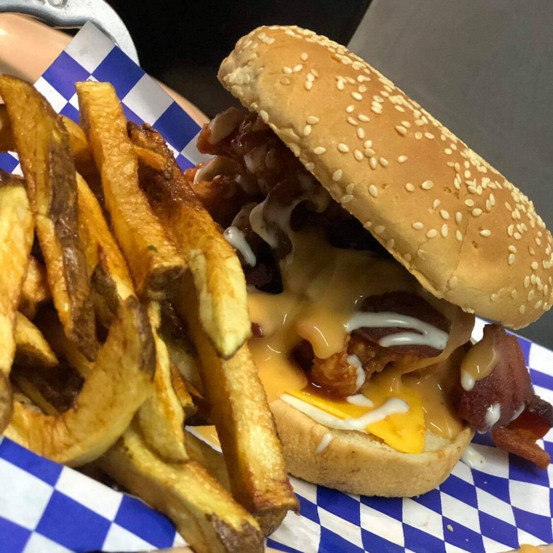 Hamburguesa 3 Quesos
