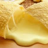TAMANHO 20X10 Massa fresca com queijo muçarela