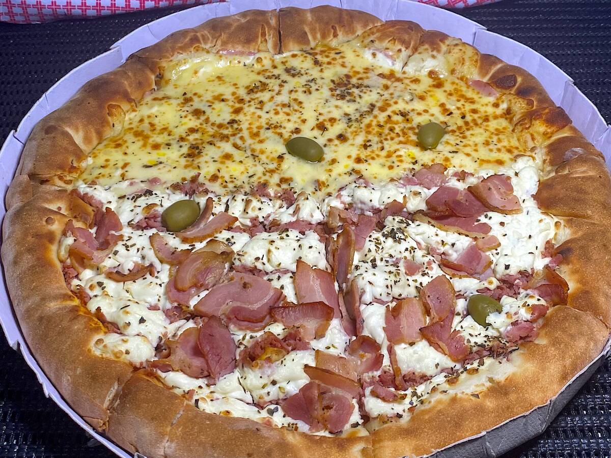 Supper Pizzas , Esfihas E Fogazzas