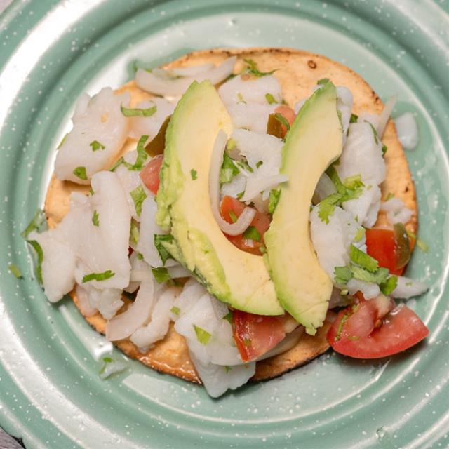 TOSTADA CEVICHE PESCADO